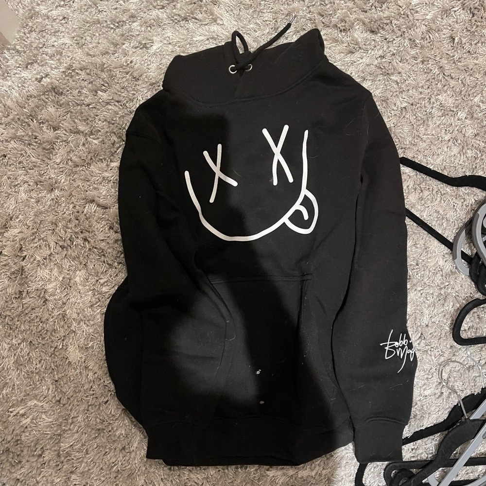 Super cute hoodie !!